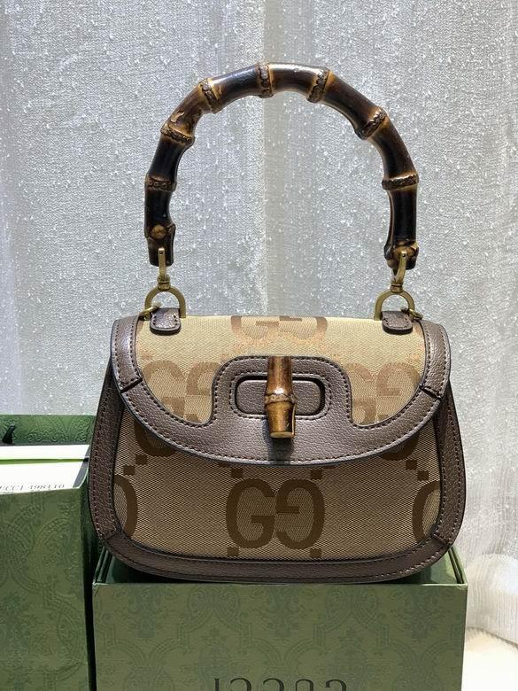 Gucci Handbags 207